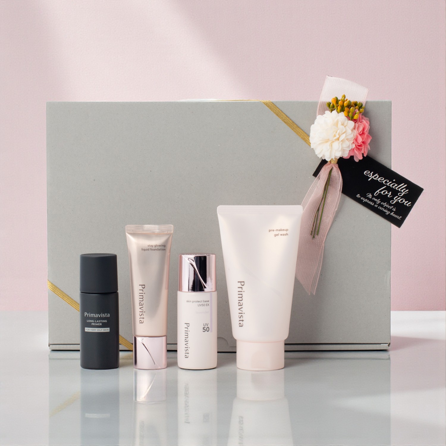 プリマヴィスタ 【ギフトボックス】ツヤ肌へ導くコフレセット